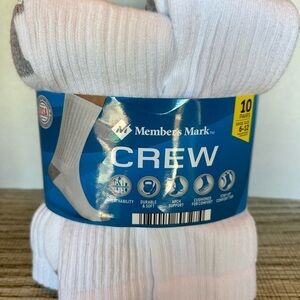 Nwt! 10- Pack Member’s Mark white CREW SOCKS size 6-12